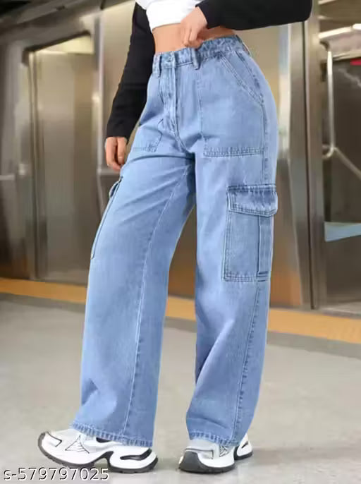 Light blue wide-leg denim cargo pants, high waist, relaxed fit, streetwear style, multiple pockets,